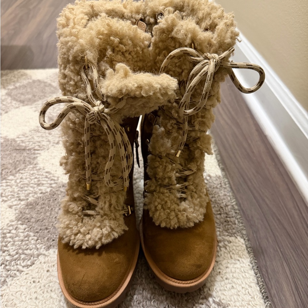 Jennifer Lopez Tan Shearling Winter Boots
